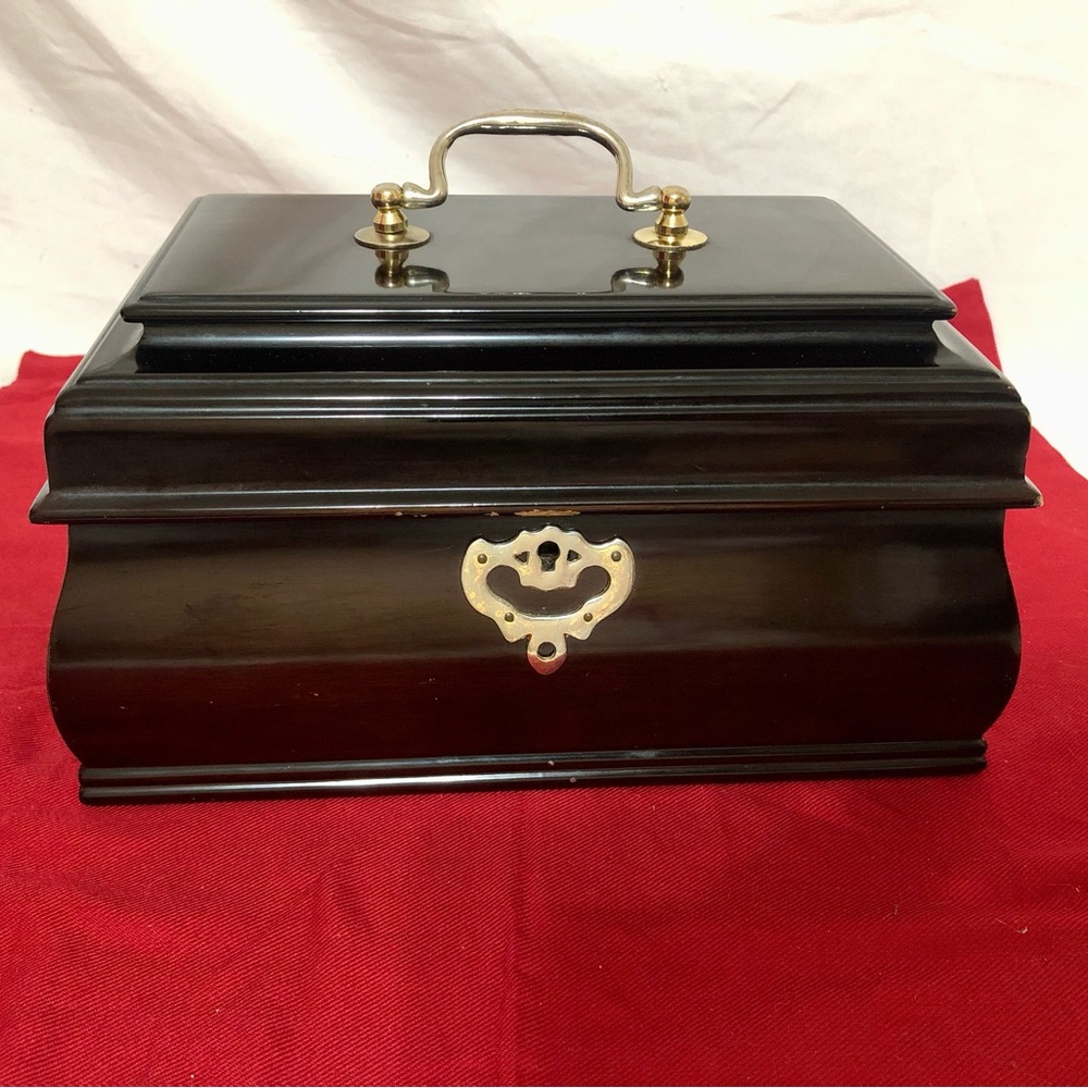 Elegant Brown Jewelry Box Vintage Wood 🪵 Jewelry Box Chest